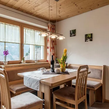 Haus Ambiatscha Apartman Sankt Gallenkirch