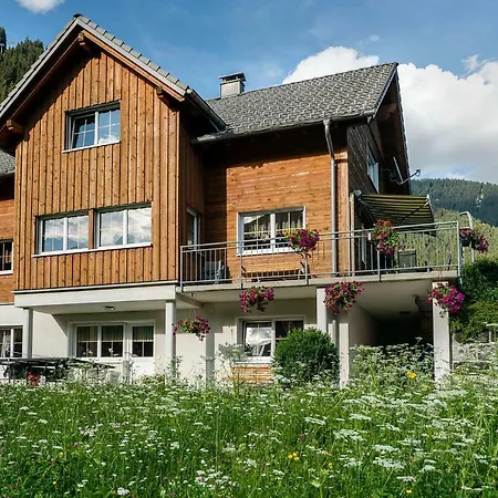 Haus Ambiatscha *